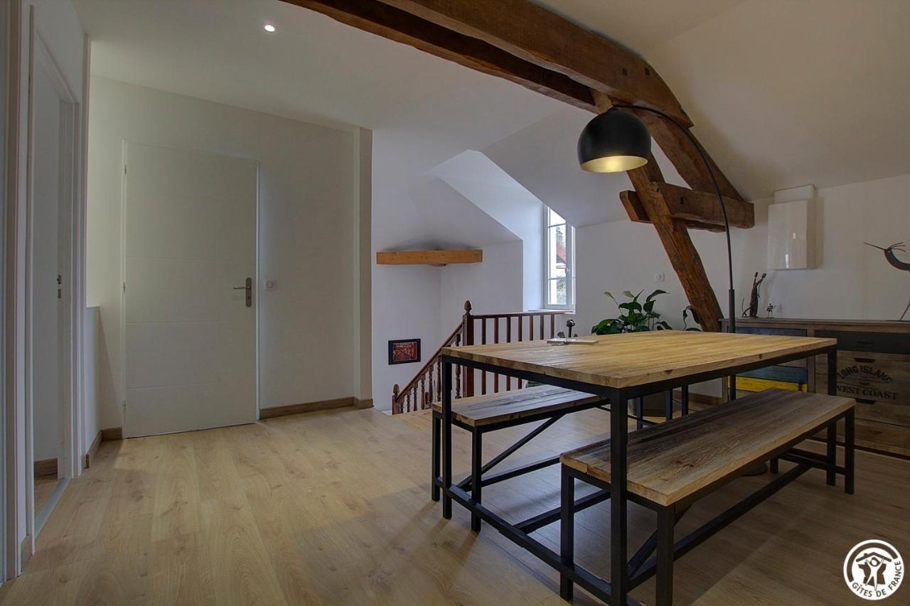 Villa La Maternite Villieu Eksteriør bilde