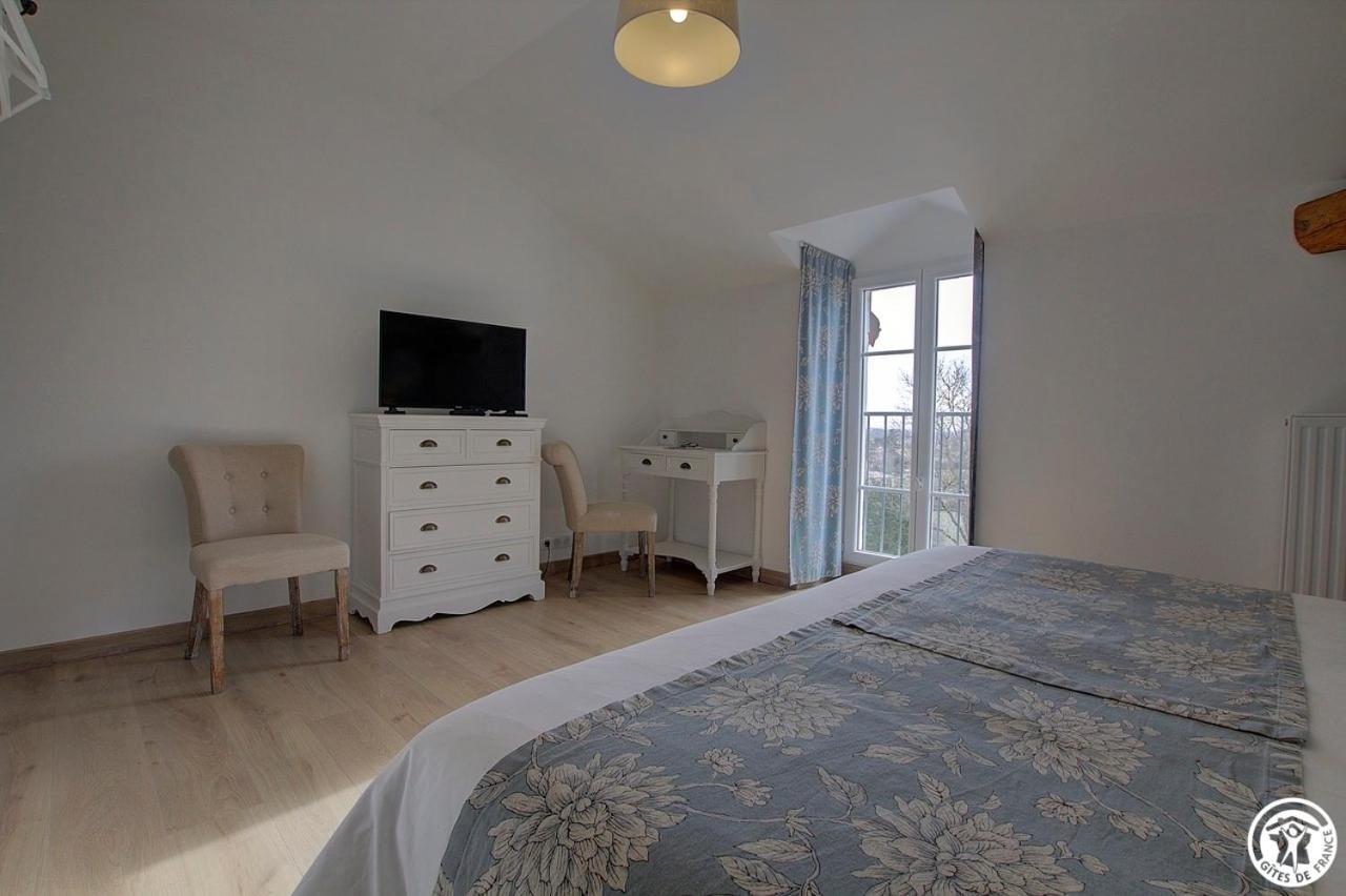 Villa La Maternite Villieu Eksteriør bilde