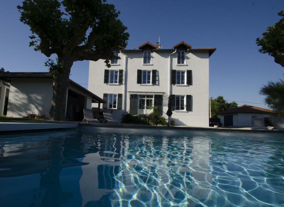 Villa La Maternite Villieu Eksteriør bilde